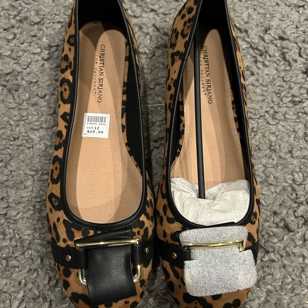 Christian Siriano Leopard Print Ballet Flats with Gold Buckle (size 12)